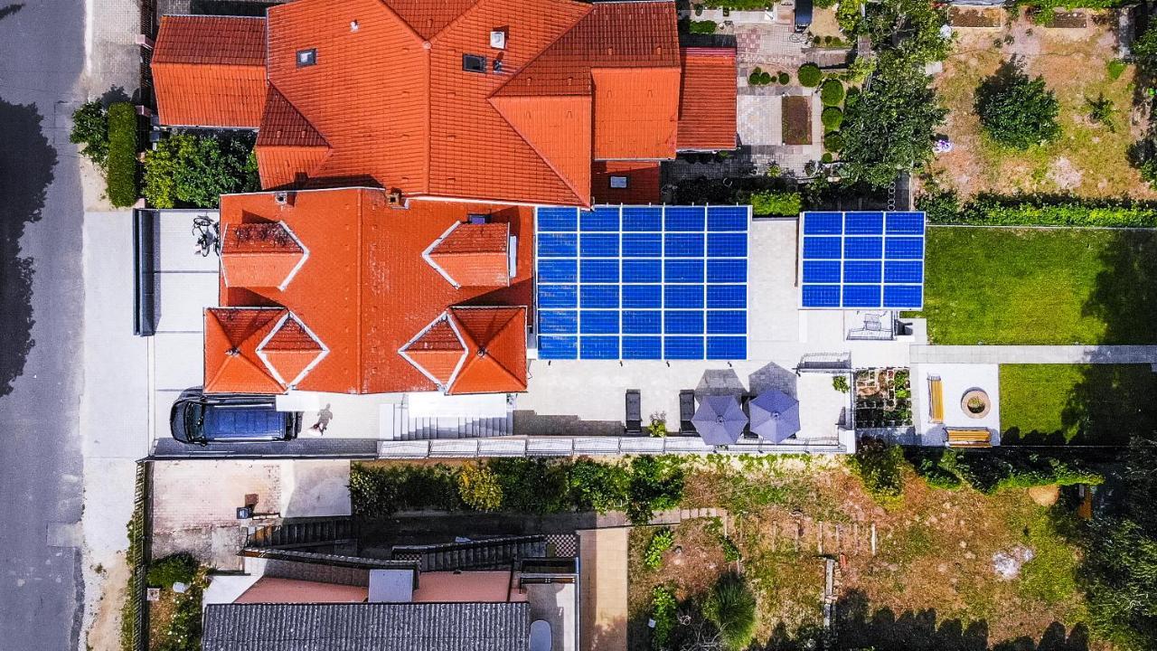 Kiss-Henezi Guest House Keszthely Bagian luar foto
